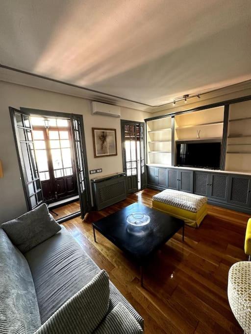 Apartamento Apartamento Con Parking En Centro De Madrid-Chamberi Exterior foto